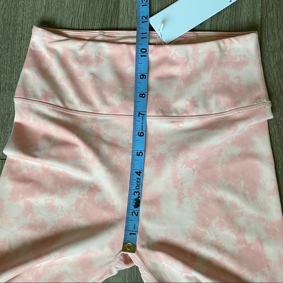 All Fenix Blush Tie Dye 7/8 Leggings Size Small - Picture 6 of 12